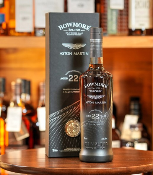 Bowmore 22年 Aston Martin - Masters' Selection 第三版