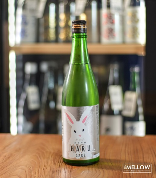 寒紅梅 HARU 春の白兔 純米吟釀 - 720ML