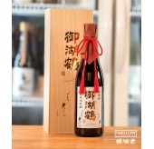 御湖鶴 山田錦 純米大吟釀 - 720ML (禮盒裝)