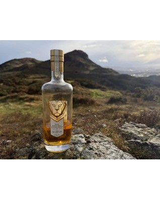 C. Dully Selection Islay 單一麥芽威士忌 27年 桶號#133159C (Laphroaig)