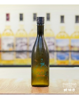 手取川 吉田蔵u Night & Dance 純米大吟釀 - 720ML